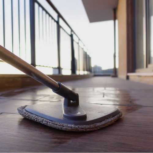 Balcony cleaning ( 31 to 61 sqft )