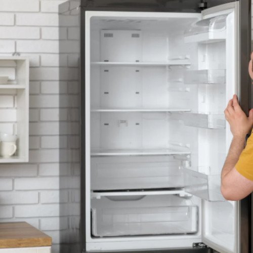 Single door fridge cleaning