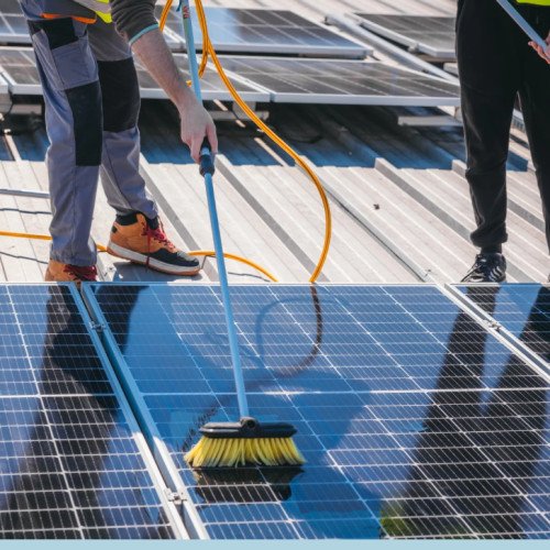 Solar panels cleaning ( single panel )